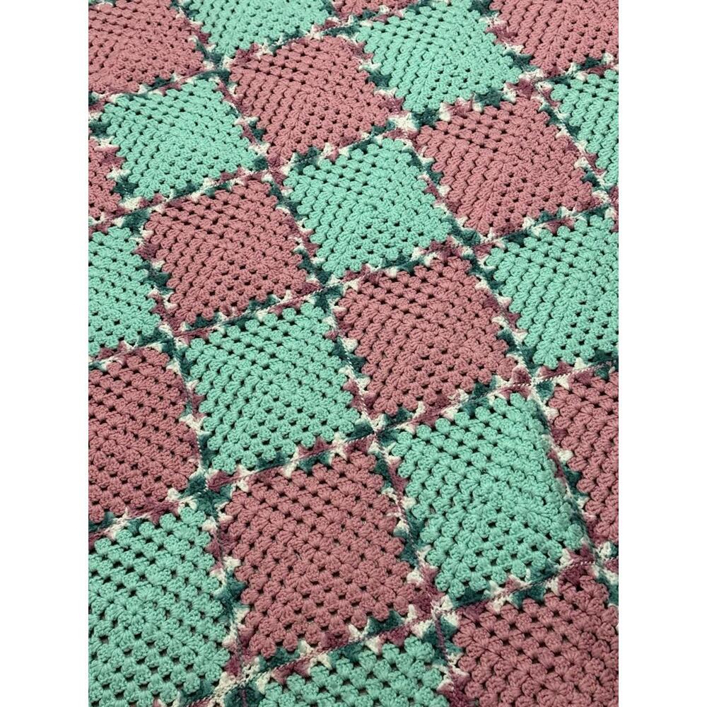 VTG Crochet Knit Granny Square Blanket Afghan Pastel Squares  4’X6’.